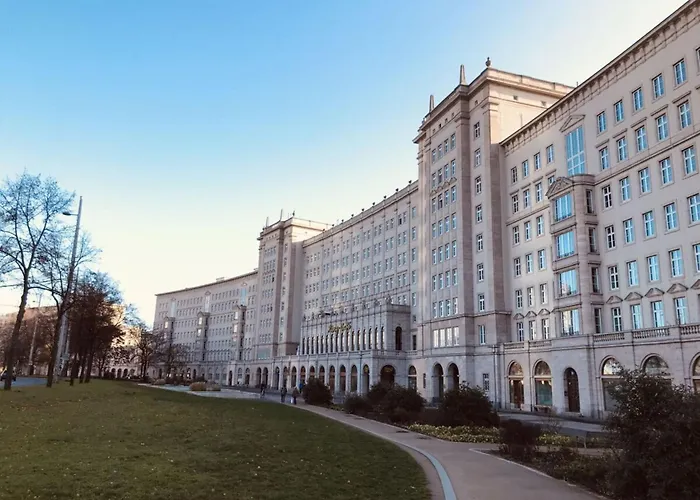 Rossplatz In The Center Holiday home *